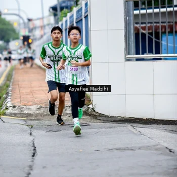Runner Photo 8657581