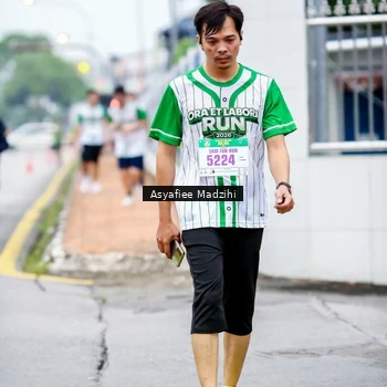 Runner Photo 8657663