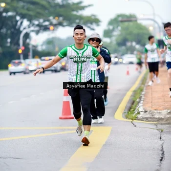 Runner Photo 8657669
