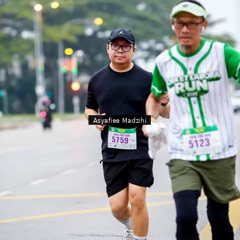Runner Photo 8657692