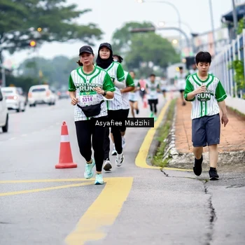 Runner Photo 8657736