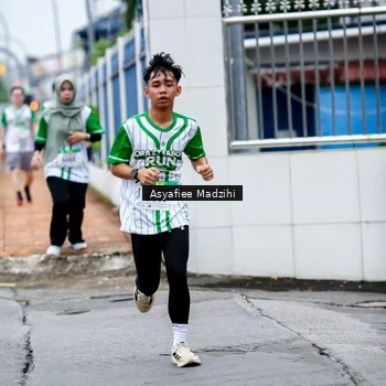 Runner Photo 8657776