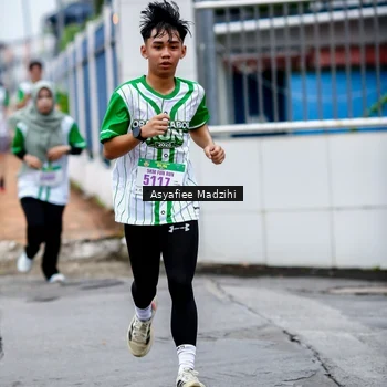 Runner Photo 8657779