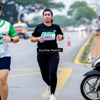 Runner Photo 8657874