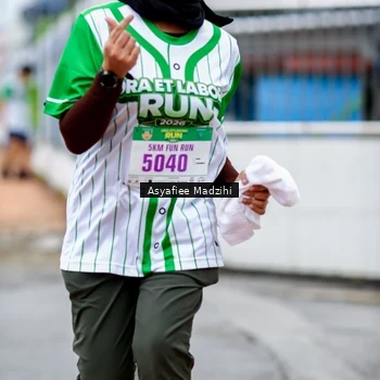 Runner Photo 8657901