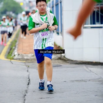 Runner Photo 8658001