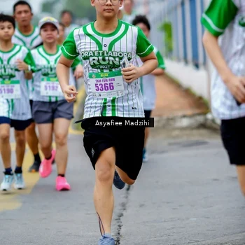 Runner Photo 8658008