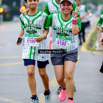Runner Photo 8658011