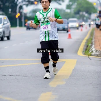 Runner Photo 8658020