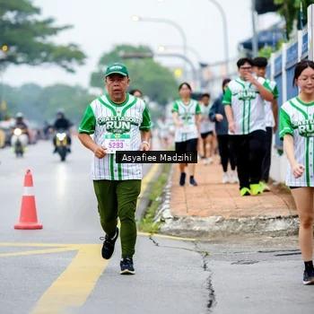 Runner Photo 8658059