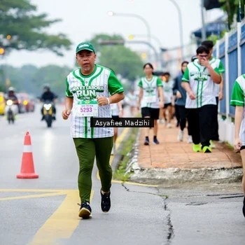 Runner Photo 8658061
