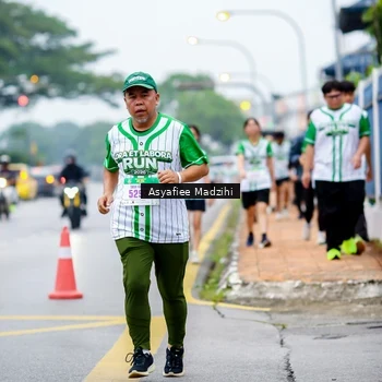 Runner Photo 8658062