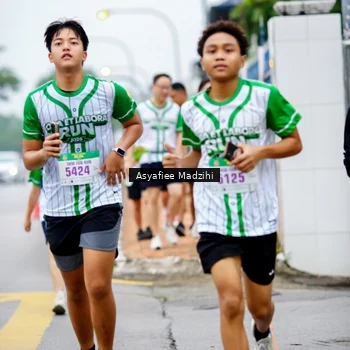 Runner Photo 8658080