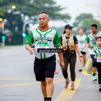Runner Photo 8658102