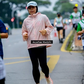 Runner Photo 8658141