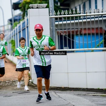 Runner Photo 8658203