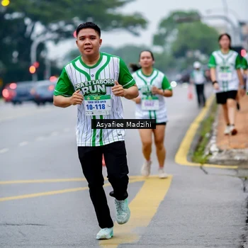 Runner Photo 8658209