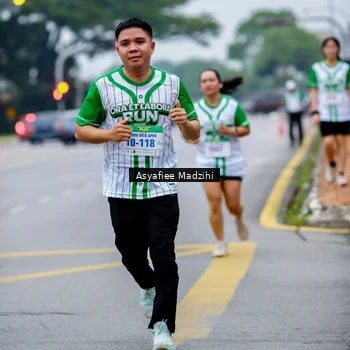 Runner Photo 8658210
