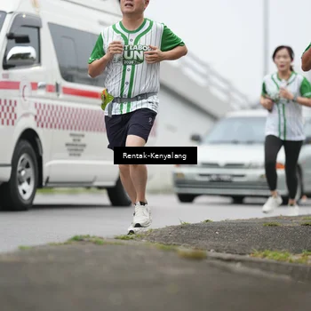 Runner Photo 8658221