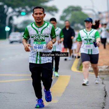 Runner Photo 8658261
