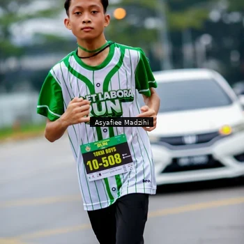 Runner Photo 8658311