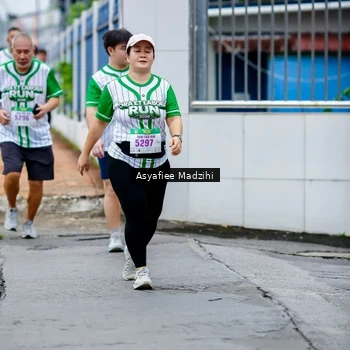Runner Photo 8658395