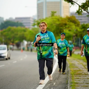 Runner Photo 8658397