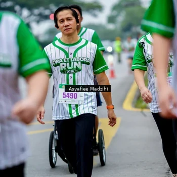 Runner Photo 8658431
