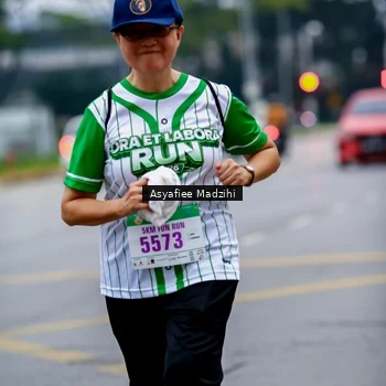 Runner Photo 8658441