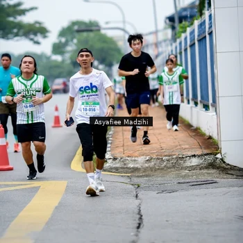 Runner Photo 8658499