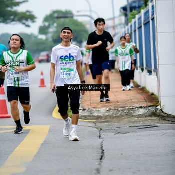 Runner Photo 8658502