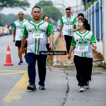 Runner Photo 8658504