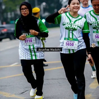 Runner Photo 8658540