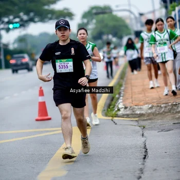 Runner Photo 8658553