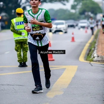 Runner Photo 8658592