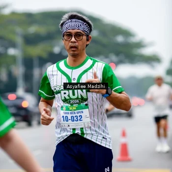 Runner Photo 8658756