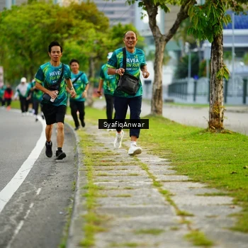 Runner Photo 8658785