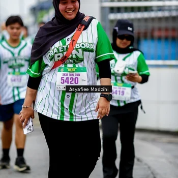 Runner Photo 8658924