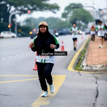 Runner Photo 8659035