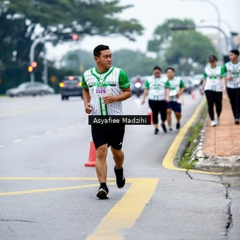 Runner Photo 8659043