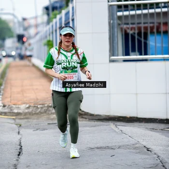 Runner Photo 8659053
