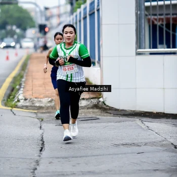 Runner Photo 8659105