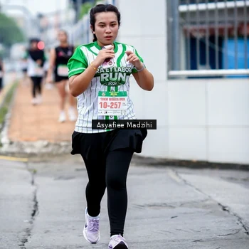 Runner Photo 8659210