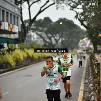 Runner Photo 8659381