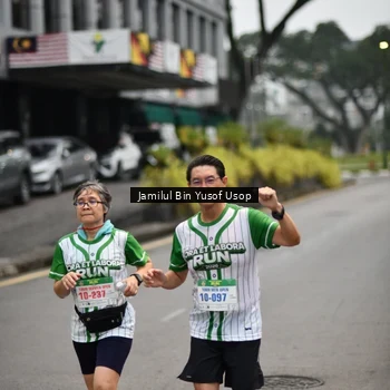 Runner Photo 8659392