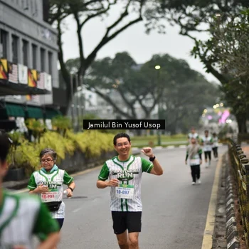 Runner Photo 8659400