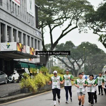Runner Photo 8659536