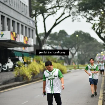 Runner Photo 8659562