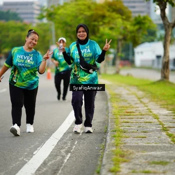 Runner Photo 8659771