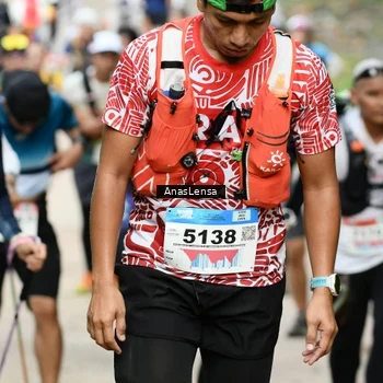 Runner Photo 8660004